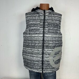 Ecko Unlimited Zip Up Hooded Puffer Vest